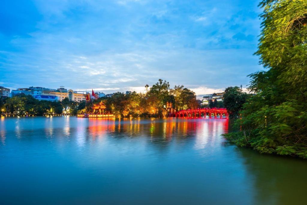 Hanoi Discovery II Hotel Bagian luar foto
